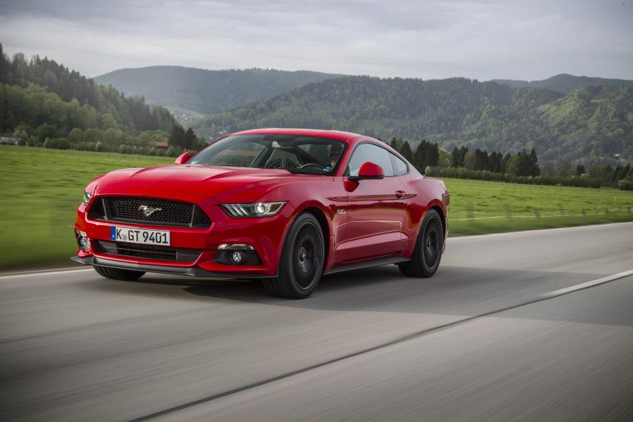  Ford Mustang GT Fastback 2015 года  (EU) (фото 30 из 37)